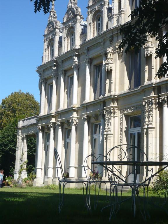 Chateau De La Madeleine Pressagny l'Orgueilleux Exterior foto