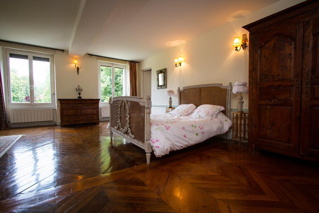 Chateau De La Madeleine Pressagny l'Orgueilleux Quarto foto